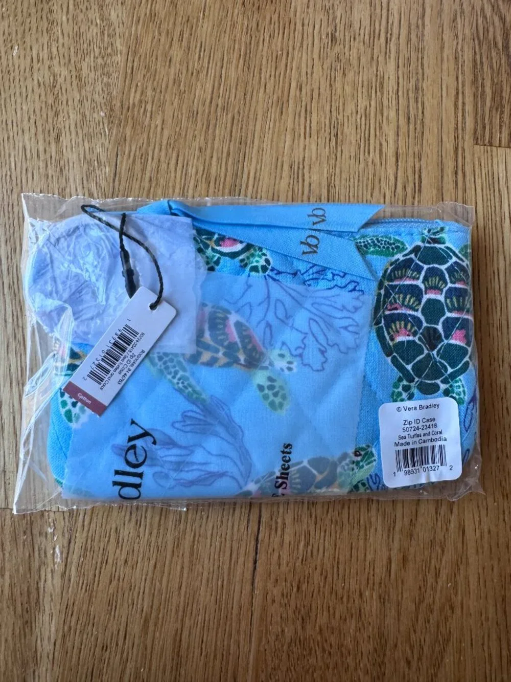 Vera Bradley Zip ID Case Sea Turtles and Coral NWT - Picture 3 of 5